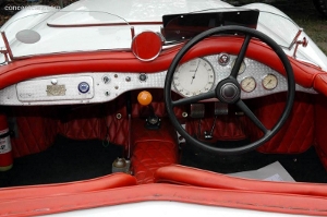 Lancia
                                                          Loraymo
                                                          (Flaminia) -
                                                          Raymond Loewy