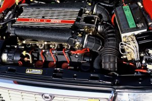 Lancia Thema 8.32
                                                  - Lancia by Ferrari